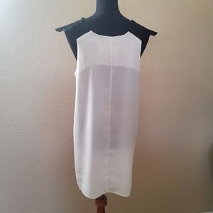 New LF You Lace Sleeve Shift Dress Size M